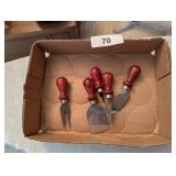 Cheeseball Berti Spreaders