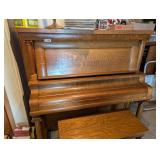 Piano w/ Opening Bench - No Content, HEAVY -