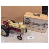 National Farm Toy Museum Ertl Diecast Tractor w/