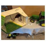 John Deere Ertl 7800 Tractor w/ Duals w/