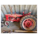 IH McCormick Farmall H Tractor