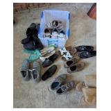 Tote w/ Assortment of Shoes - No Lid