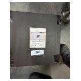 Hioasis Plastic Dinner Plates - 100 Ct.