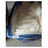 Tote No Lid w/ Approx. 200 Chairs Covers, White