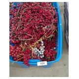 Tote [No Lid] w/ Red Berry Garland & Red,