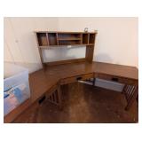 Corner Desk Unit