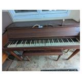 Piano w/ Bench -*