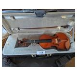 Violin w/ Case & Bow -*
