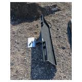 LandHonor Skid Steer Utility Hitch Adapter