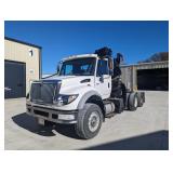 2007 International Workstar 7600 w/ Crane