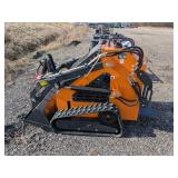 LandHonor Mini Skid Steer Loader