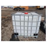 275 gal. Tote w/ Steel Pallet