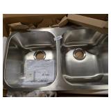 Karran SS Undermount Sink (33-3/8x18-1/2x9)