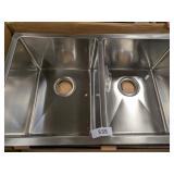 Karran Double Bowl Undermount (30 x18 x9.5)