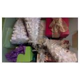 Tote w/ Lid + Christmas Decor