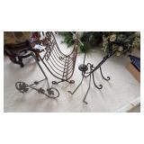 Metal Magazine Rack & Easels & Hook Display