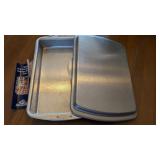 Doughmakers 9" x 13" Baking Pan w/ Lid