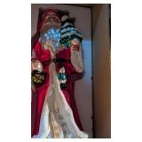 Tote w/ Lid + Christmas Decor