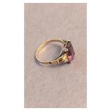 10k Gold Ladies Ring Amethyst