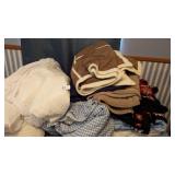 Blankets, Afghan, Comforter & Pillows