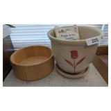 Large Flower Pot & Wood Bowl