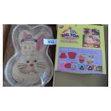 NIP Bunny Cake Pan &