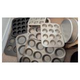 Cake Pans & Muffin Tins