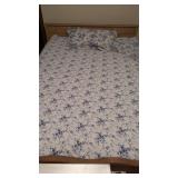 Blue Floral Bedspread w/ One Pillow Sham Full Size