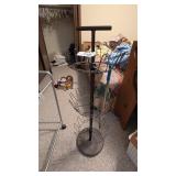 Spinning Shoe Tree & Long Handled Shoe Spoon