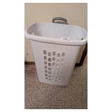 Rolling Laundry Basket w/ Lid