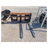 LandHonor Skid Steer Pallet Fork - 42", Class 2