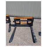 LandHonor Skid Steer Pallet Fork - 42", Class 2