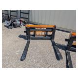 LandHonor Skid Steer Pallet Fork - 42", Class 2