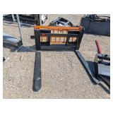LandHonor Skid Steer Pallet Fork - 42", Class 2