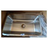 Karran SS Undermount Sink - 29-3/4x18x9