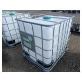 275 gal. Tote w/ Steel Pallet