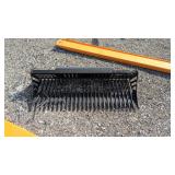 Wolverine Sliding Loader Sieve Shovel - 42