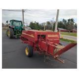 New Holland 565 Square Baler