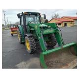John Deere 640 Loader Tractor w/ Cab