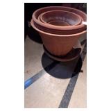 Glay & Plastic Flower Pots