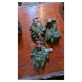 (3) Trail Gloves