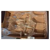 (8) Wine Glasses