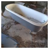 Cast Iron Claw Foot Tub