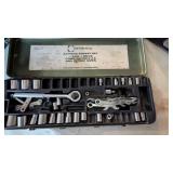 Continental Tool Set