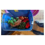 Tote w/ Christmas Wreaths & Other