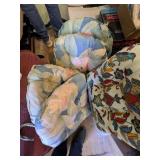 (6) Outdoor Pillows