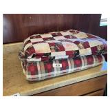 (2) Comforters