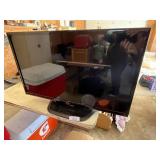 LG 32" TV + Samsung Blu Ray Disc Player