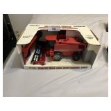 Ertl Case IH 2166 Combine Diecast