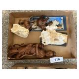 Figurines
